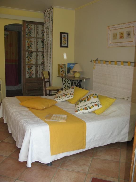 L'Oustaou B&B Piscine & Spa Besse-sur-Issole 객실 사진